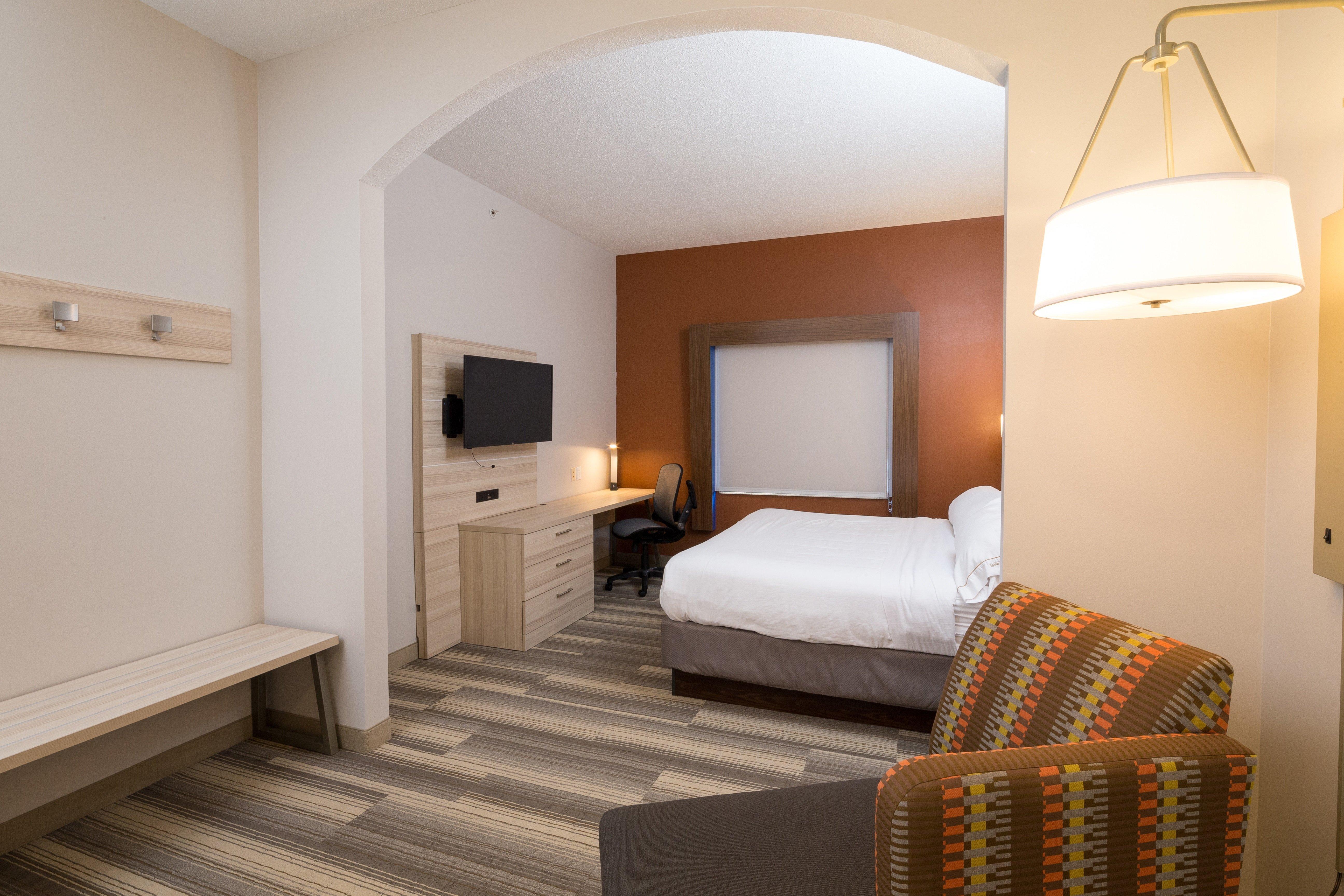 Holiday Inn Express Hotel & Suites Detroit-Utica By Ihg Екстер'єр фото