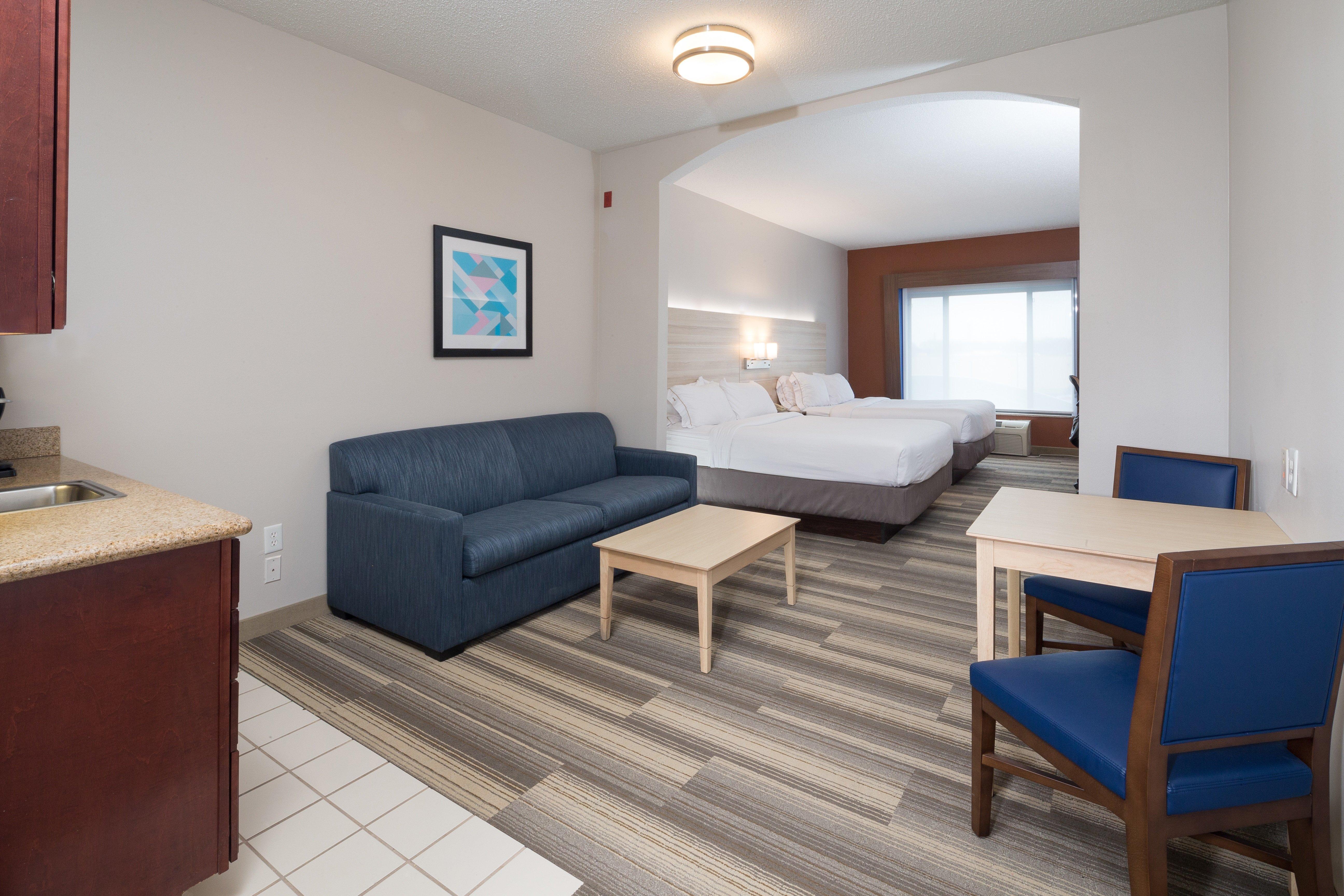 Holiday Inn Express Hotel & Suites Detroit-Utica By Ihg Екстер'єр фото